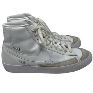 Nike Women's 9 Blazer Mid ’77 SE Sisterhood White Silver Hi Top Sneakers